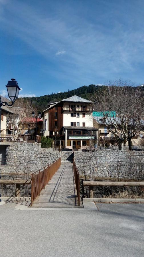 Auberge Roche Grande Entraunes Dış mekan fotoğraf